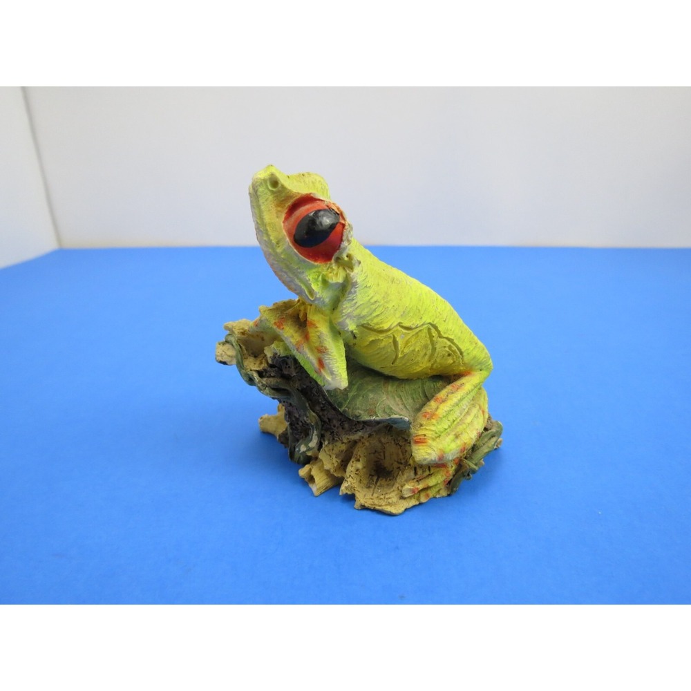 3.5 Inch Resin Tropical Frog Figure Statue Green Red Eye